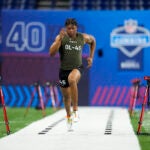 Nolan Smith running the 40-yard dash at the NFL combine.