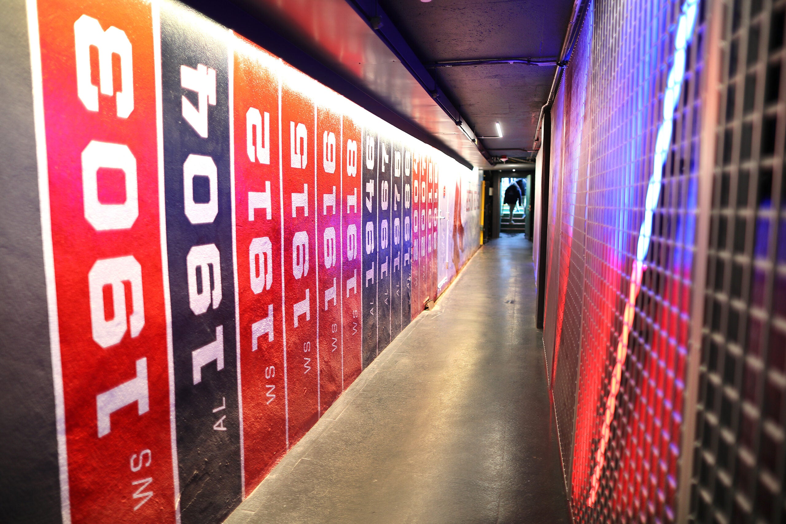 Take a video tour of Red Sox' renovated clubhouse - CBS Boston