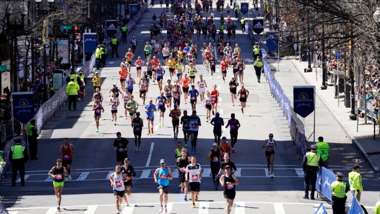 Boston Marathon 2023: Fans watch Red Sox, Bruins, Marathon on Patriots Day