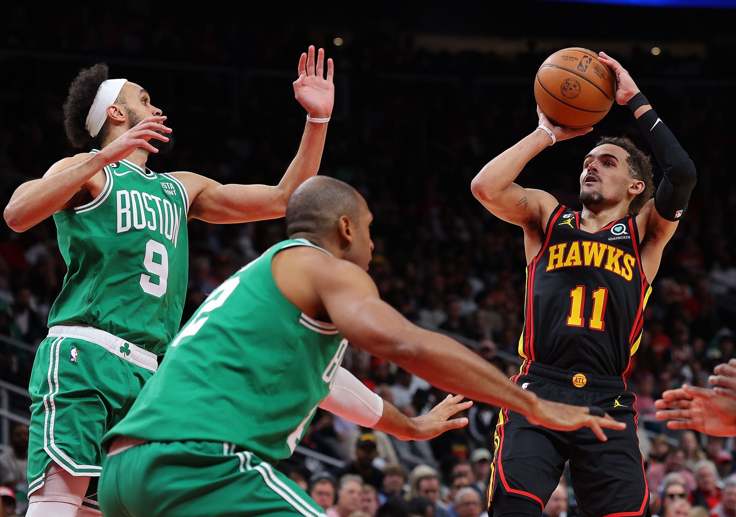 Young scores 32, Hawks beat Celtics 130-122 to close to 2-1