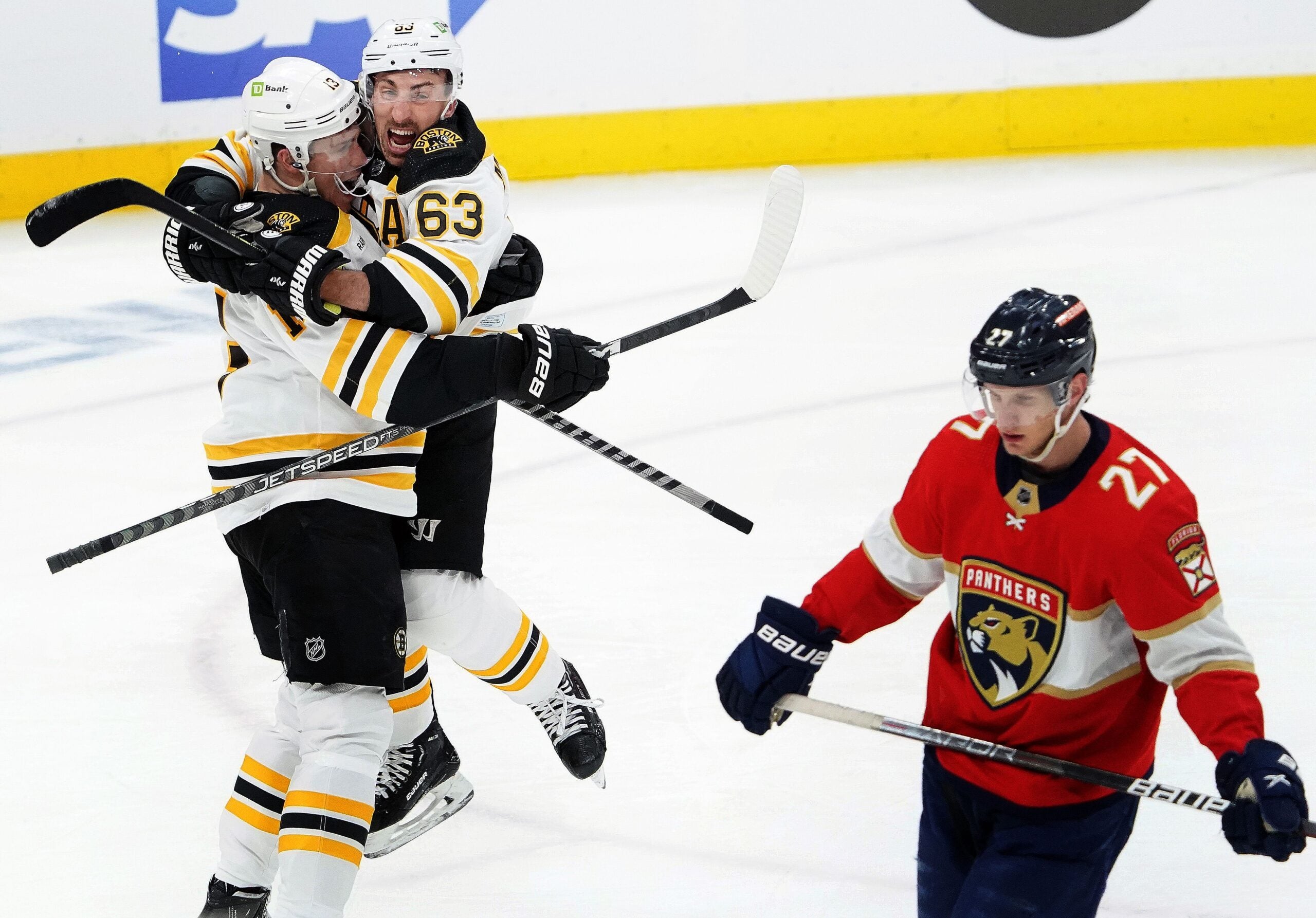 Bruins' Charlie McAvoy gets married at Boston Public Library