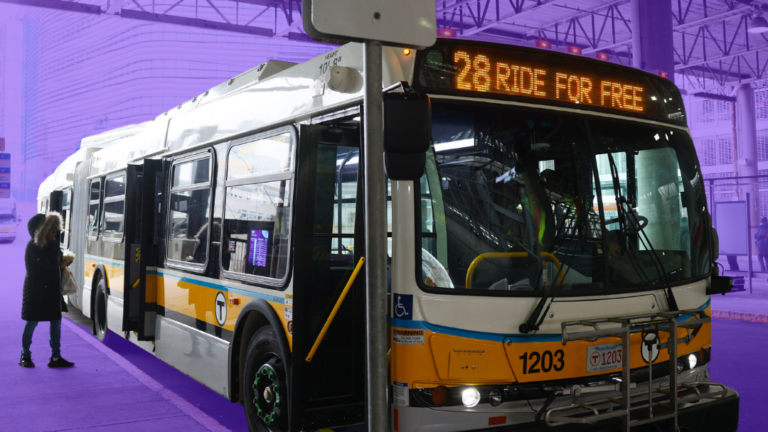 Fare-free buses are having a moment ðŸšŒ - Vimarsana News