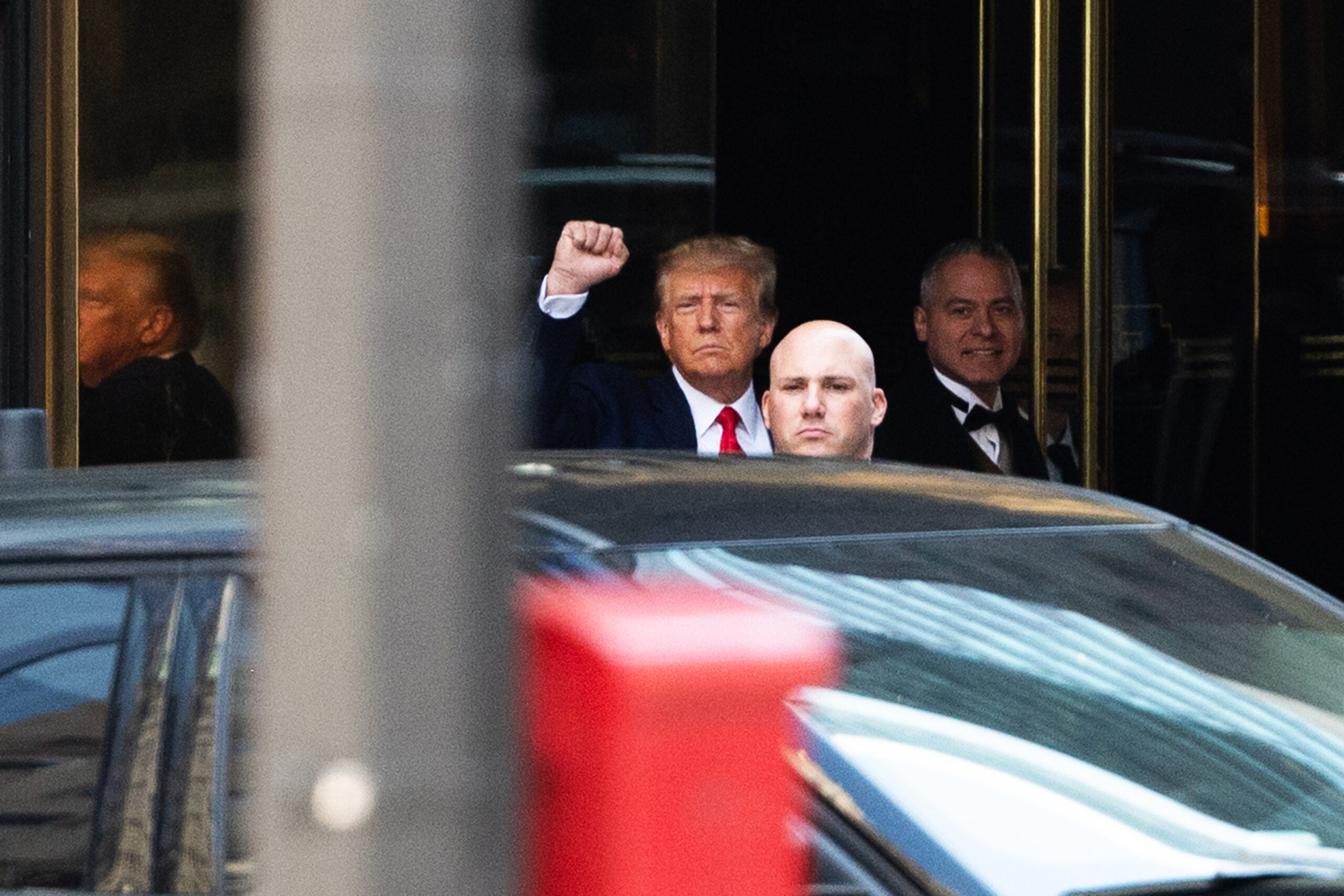 An appearance inside the courtroom at previous president Donald Trump's arraignment 4 https news service.s3.amazonaws.com trump 4thld writethru 59e0be08 d314 11ed 8667 8da77158c424 642c8adbc64cb scaled