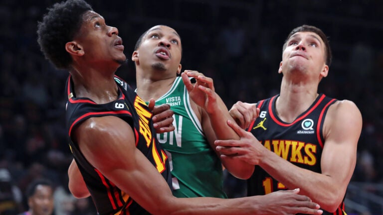 Young scores 32, Hawks beat Celtics 130-122 to close to 2-1