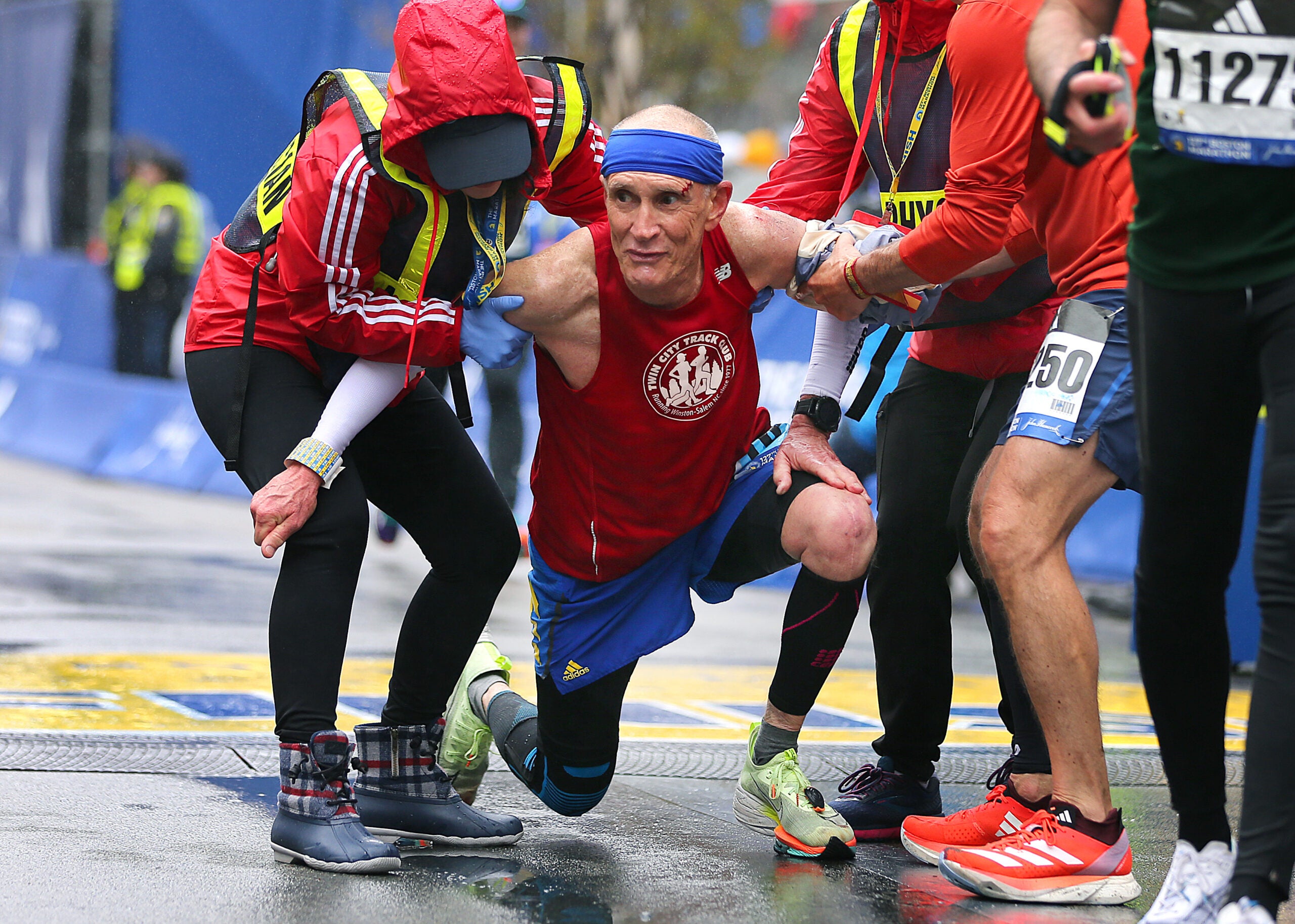 Boston Marathon Photo Finish Line World Series 2013 Trophy 16x20 - New  England Picture