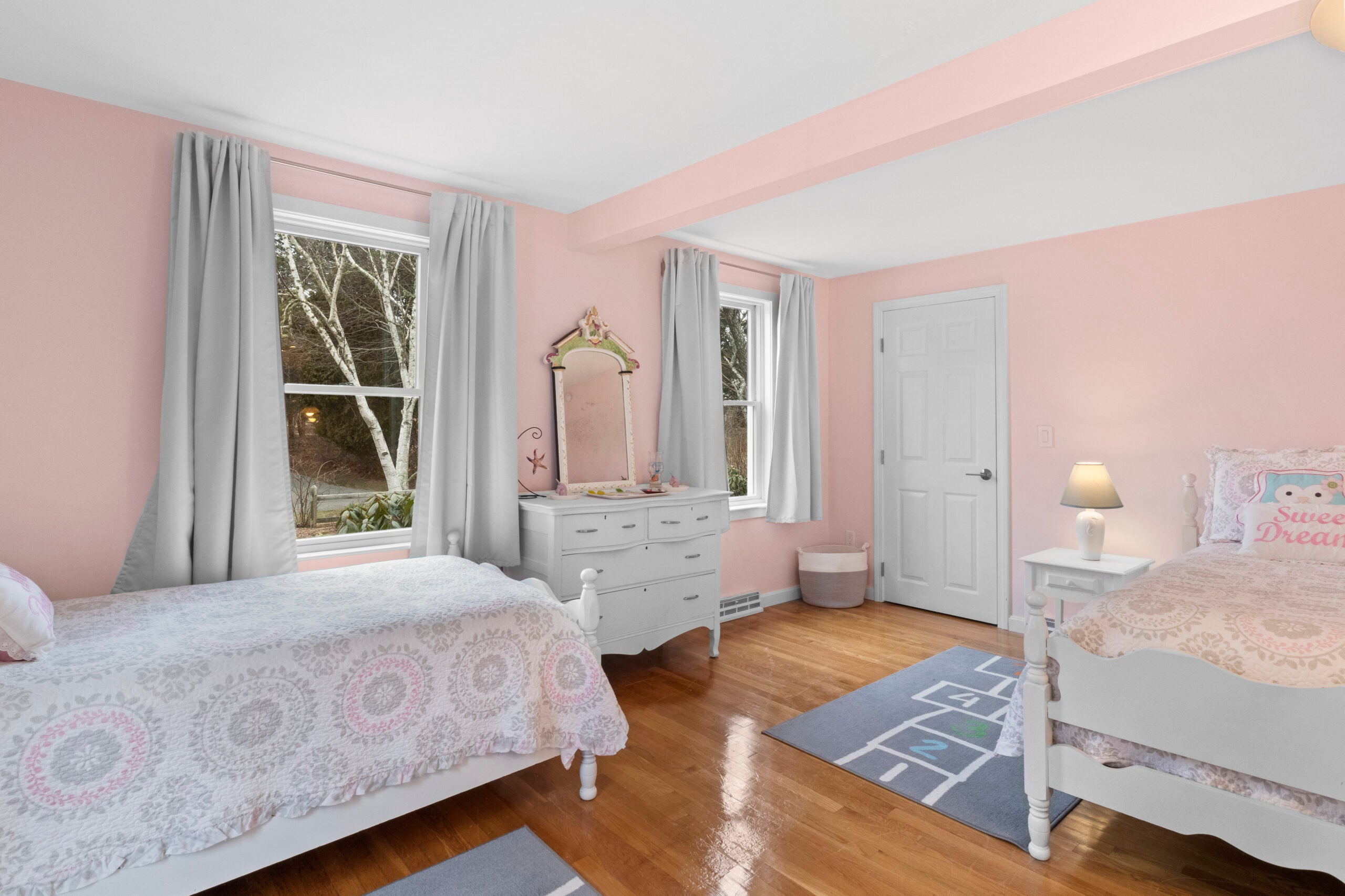 46-captain-young-brewster-bedroom-3