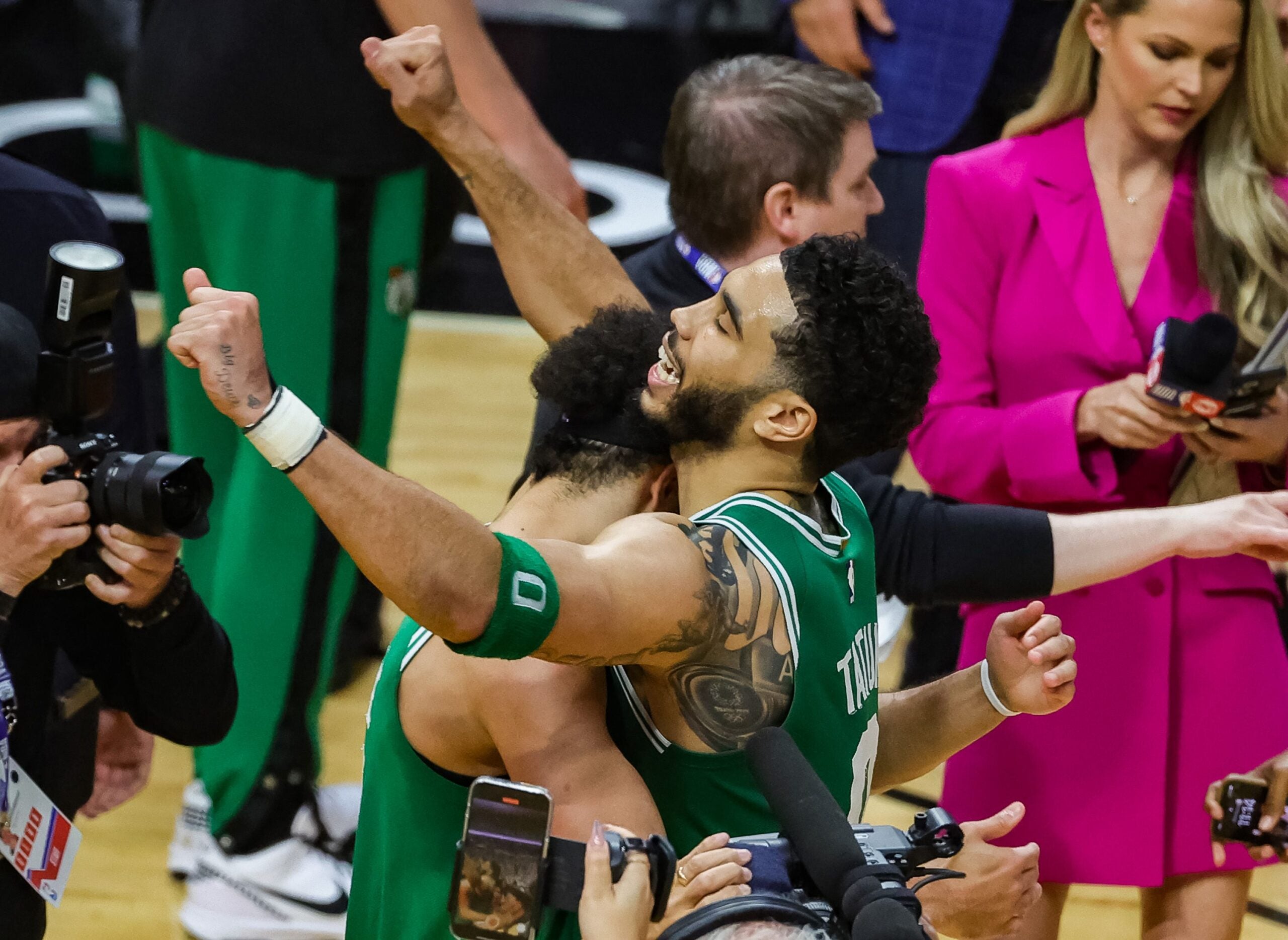 Derrick White buzzer beater: Celtics force Game 7 vs. Heat