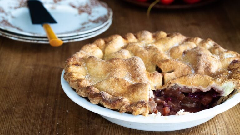 Cranberry apple pie