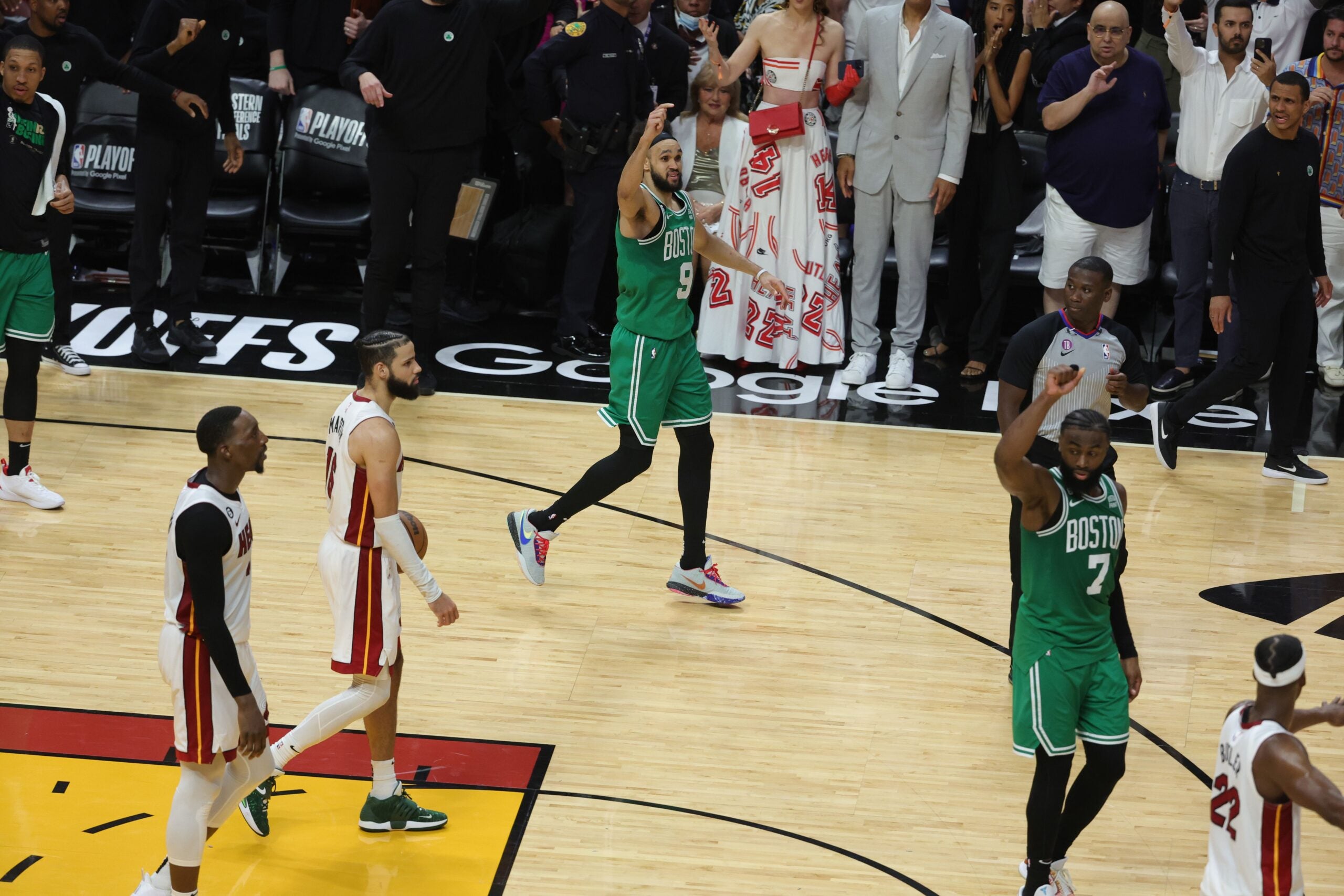 Derrick White buzzer beater: Celtics force Game 7 vs. Heat