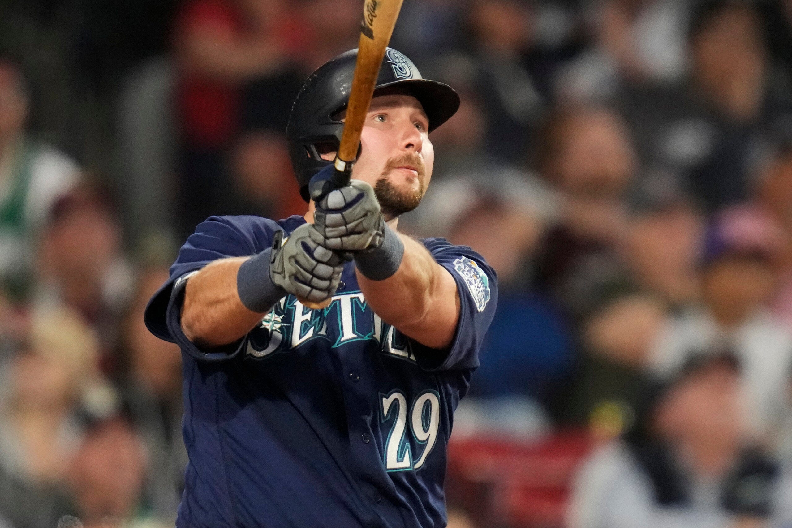 Cal Raleigh makes history as Mariners beat Red Sox 10-1