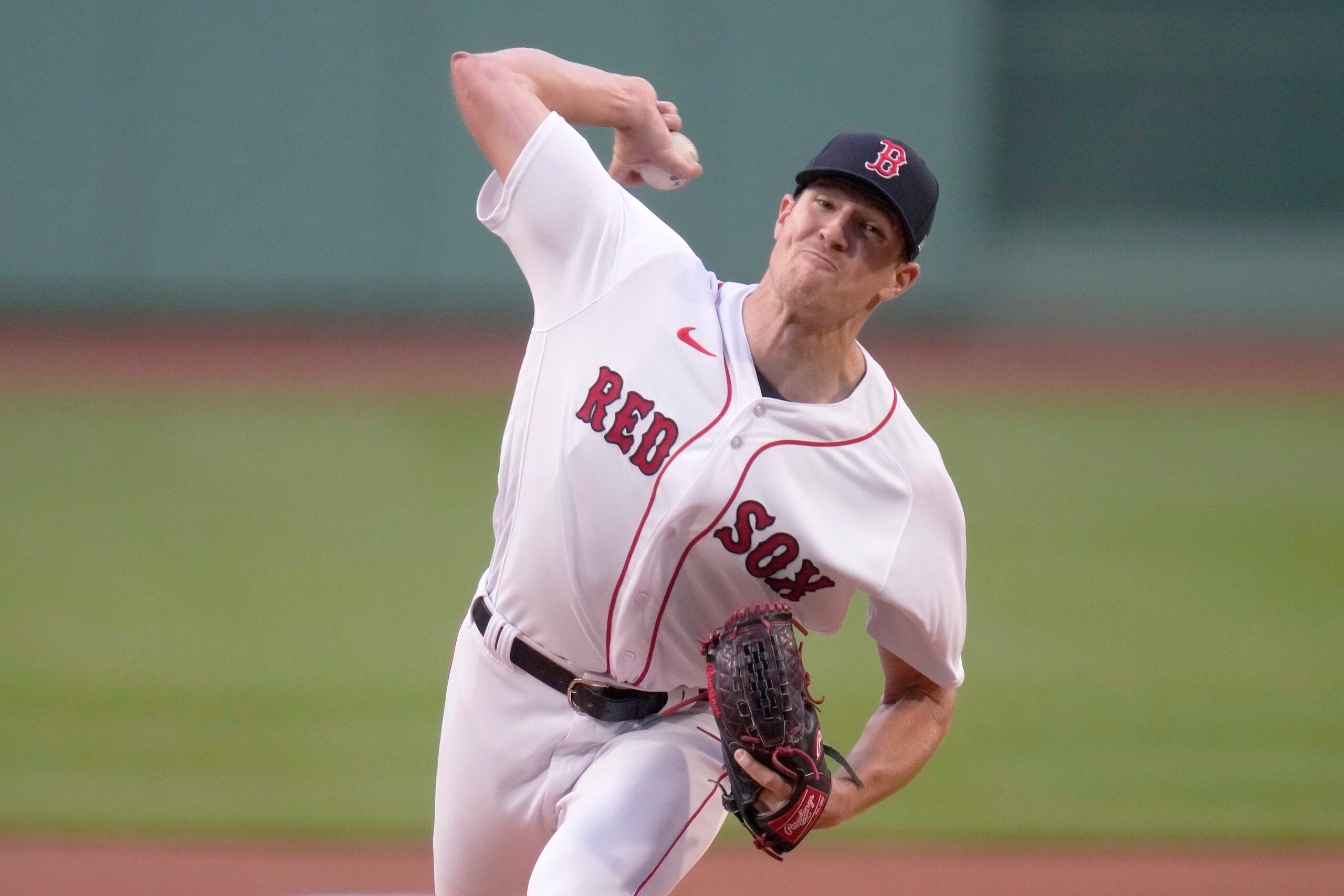 Boston Red Sox starting pitcher Nick Pivetta delivers against the Seattle Mariner.