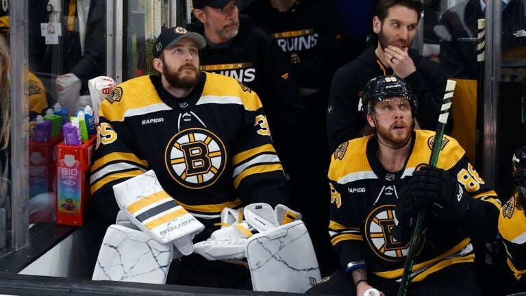 Bruins' Linus Ullmark Doesn't Disclose Injury He Had During Playoffs