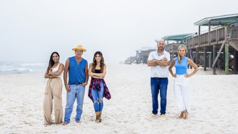 Battle on the Beach cast on the beach, from left: Taniya Nayak, Ty Pennington, Alison Victoria, Bryan Baeumler, and Sarah Baeumler.
