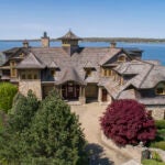 272 Carnegie harbor Drive Portsmouth RI exterior