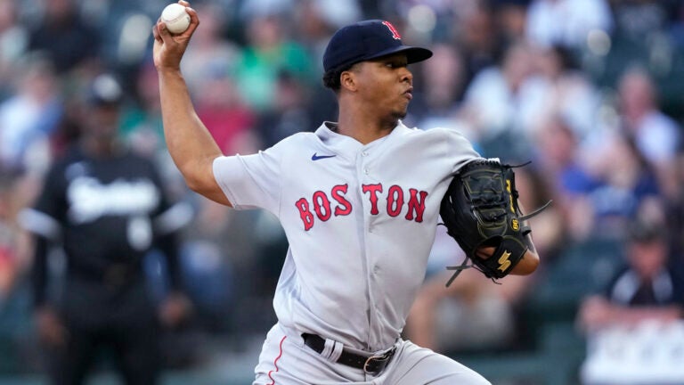 bang til bundet Opaque Brayan Bello pitches into 7th inning as the Boston Red Sox beat the Chicago  White Sox 3-1
