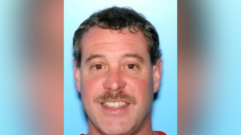 Savoy man suspected of stabbing ex-girlfriend found dead near his home - Vimarsana News