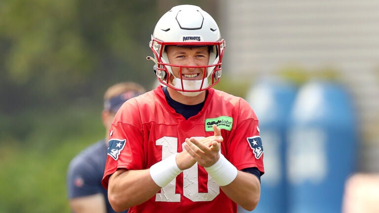 New England Patriots rookie QB Mac Jones aces important test in