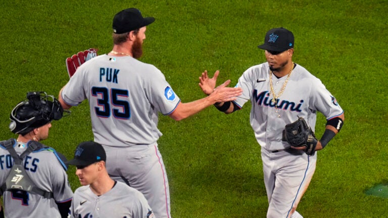 Jean Segura ejected as Marlins fall to D-backs