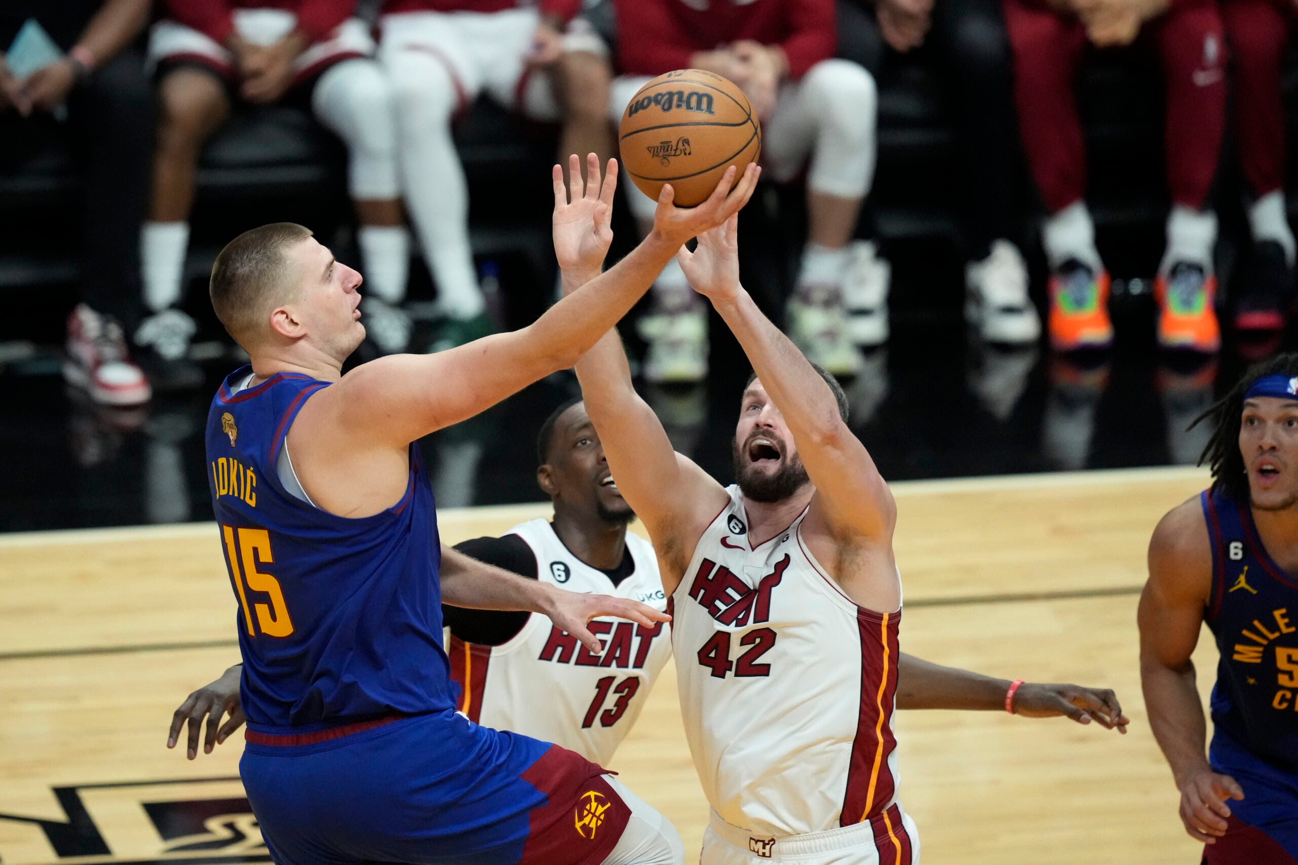 Shaquille O'Neal served with FTX-related lawsuit at Miami Heat playoff game  after dodging servers for months