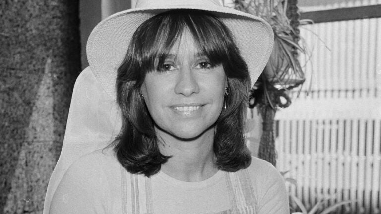 Brazilian vocalist Astrud Gilberto poses for a photo in New York on Aug. 20, 1981.