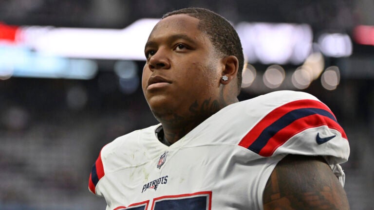 Dante Scarnecchia: Patriots must get Trent Brown 'on board'