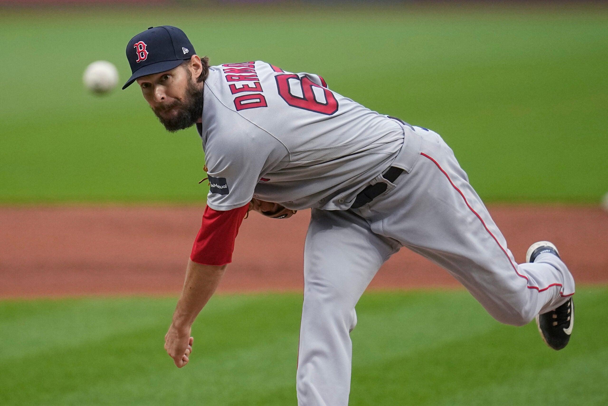 Triston Casas homers to lead Red Sox past Giants 3-2 for fifth straight win