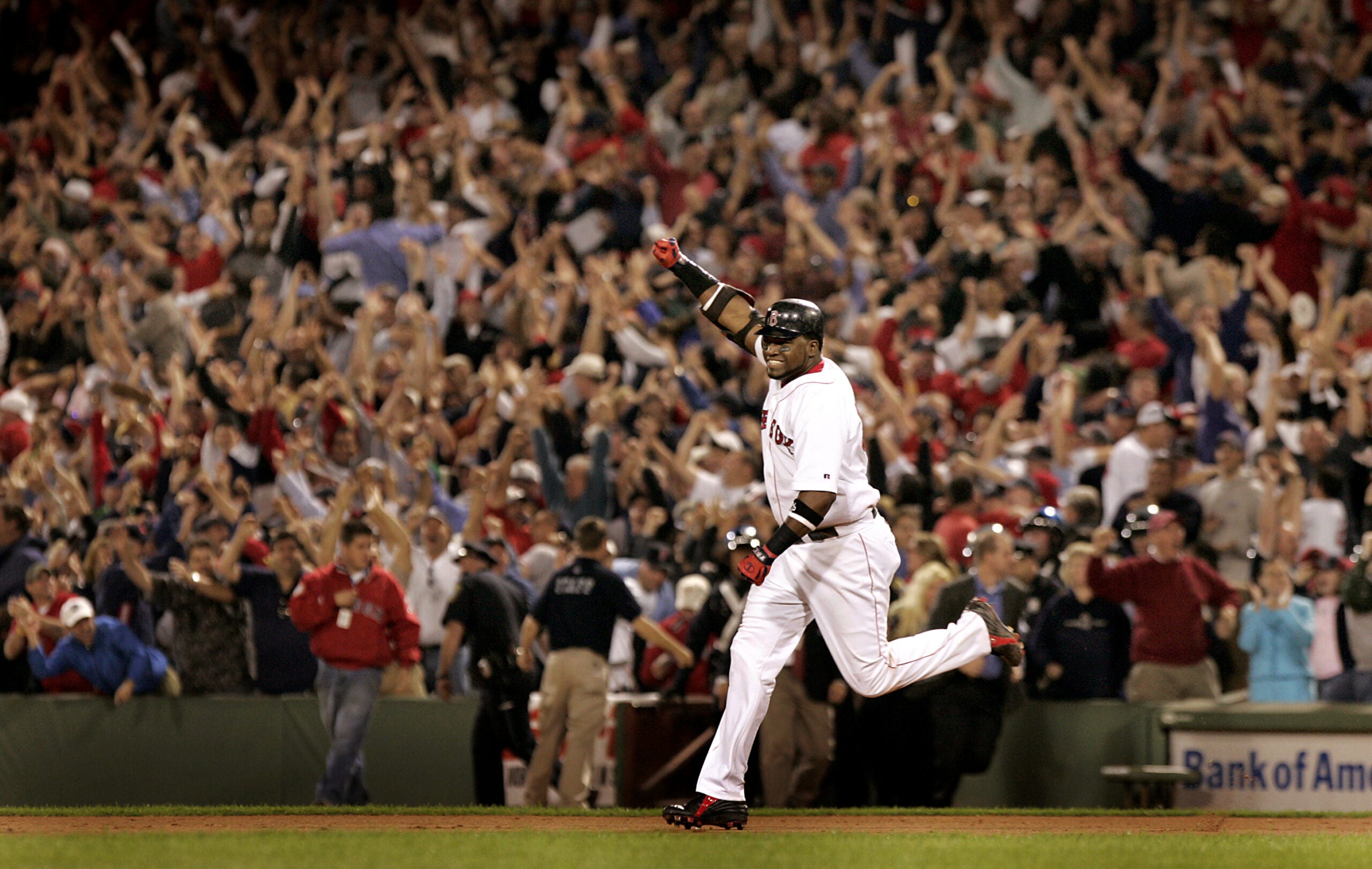 David Ortiz a hero again as Red Sox beat Yankees - The Boston Globe