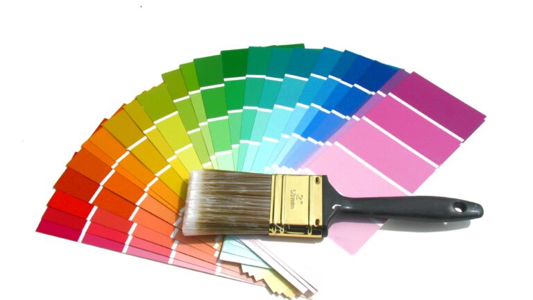 How to Make Custom Party Favors:Paint Palette Paintbrush Sets