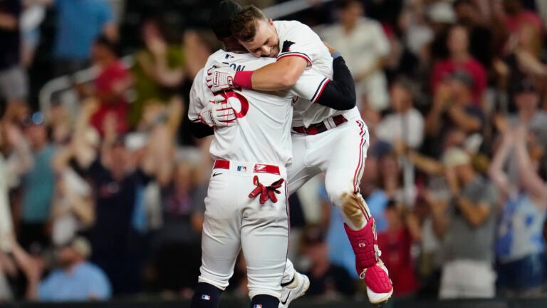 Hamilton, Abreu homer as White Sox complete sweep of Orioles - The