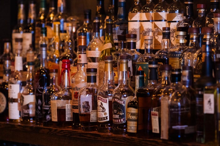 Who loses when a liquor license in Boston sells for $600,000?