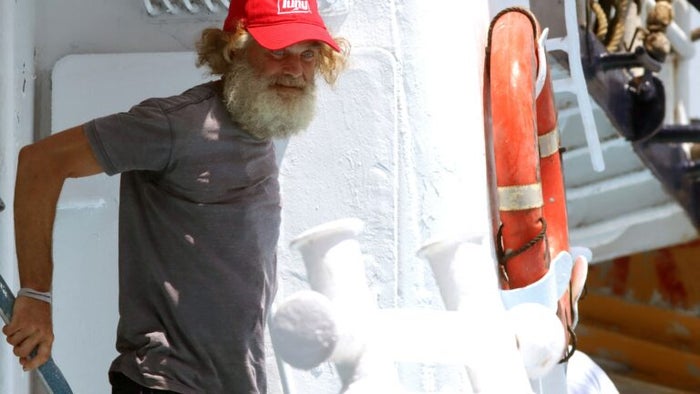 Here's how an Australian man and his dog survived adrift at sea for months