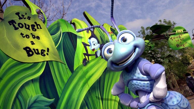 Le'Veon Bell compares NFL running backs to ants in A Bug's Life