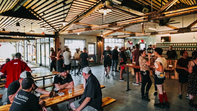 Your Guide to Breweries + Outdoor Beer Gardens in Hudson County