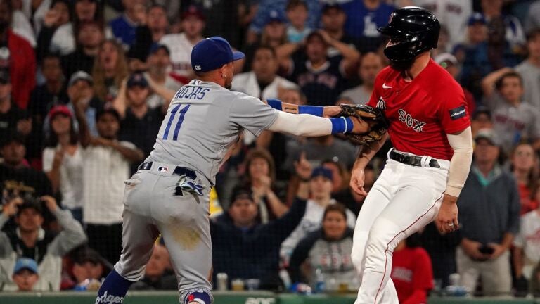 Why the Dodgers could do what the Red Sox wouldn't with Mookie Betts - The  Boston Globe
