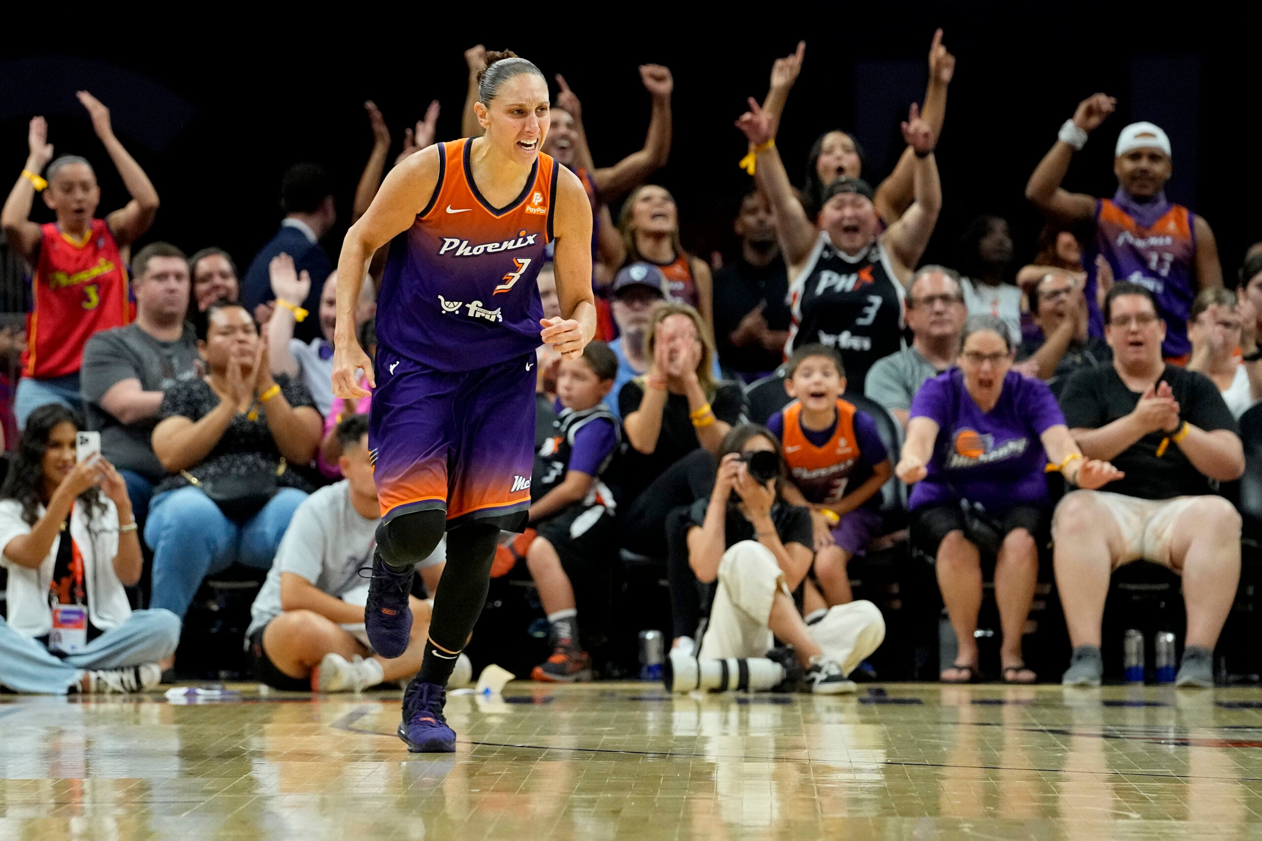 Diana Taurasi becomes first WNBA player to reach 10,000 points