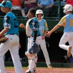El Segundo, Calif.'s Louis Lappe (19) celebrates.