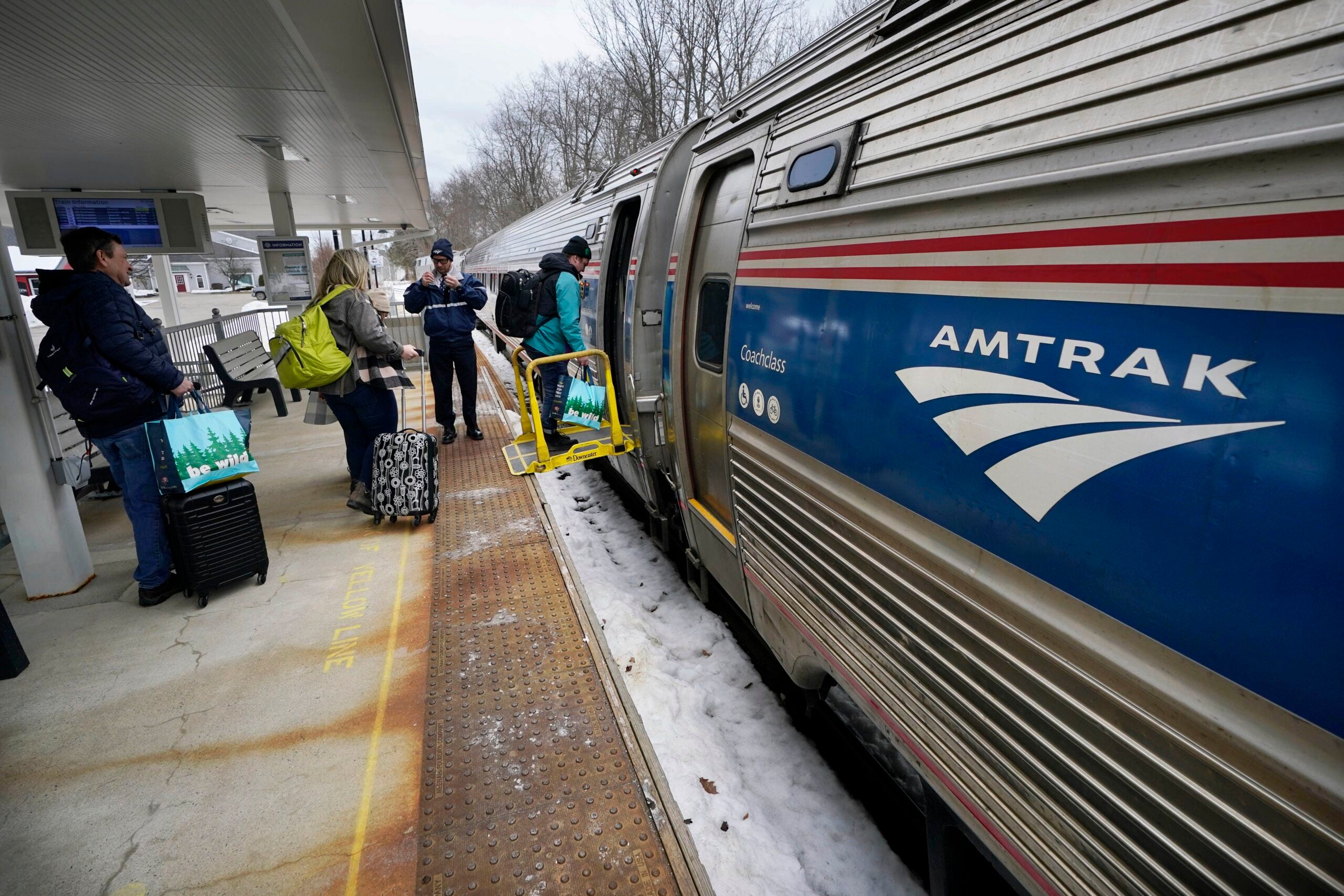 Amtrak Boston To Newark 33 - sqhdp1y