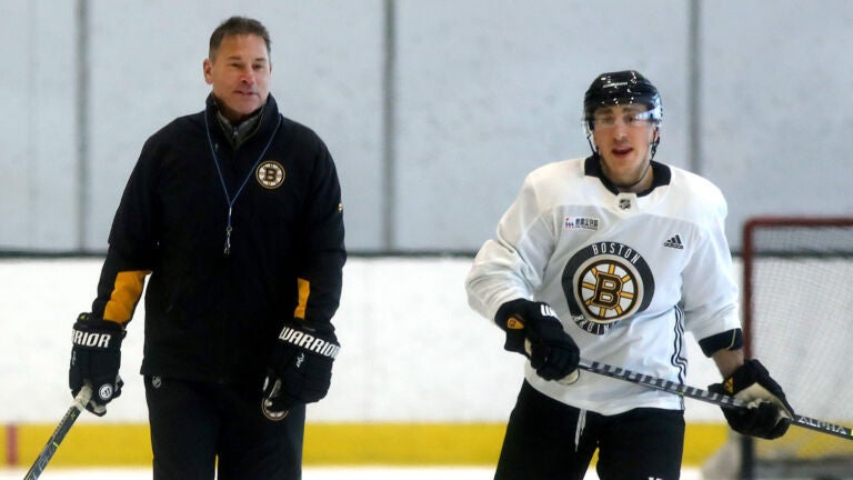 Brad Marchand named the new Bruins captain