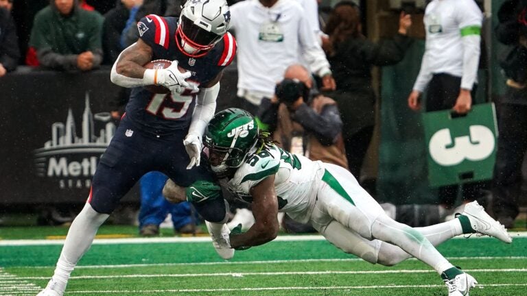 Jets End Zones In Rough Shape Vs. Patriots At MetLife Stadium