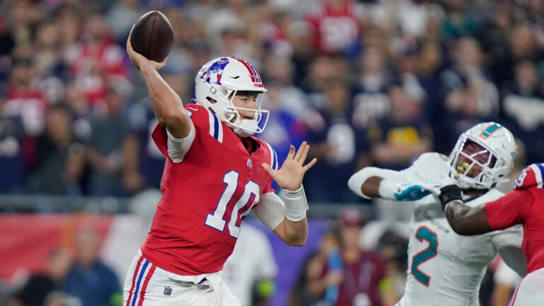 Patriots QB Mac Jones not satisfied with personal, team progress