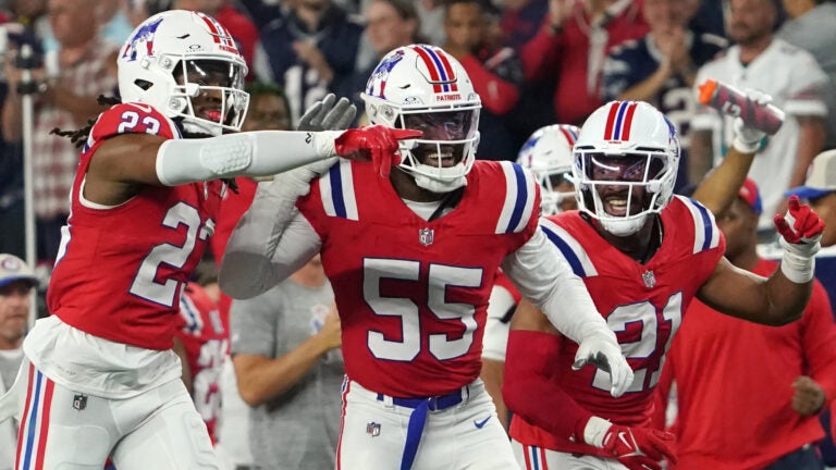 A closer look at a bright spot for the Patriots Sunday: Brenden Schooler's  field goal block - The Boston Globe