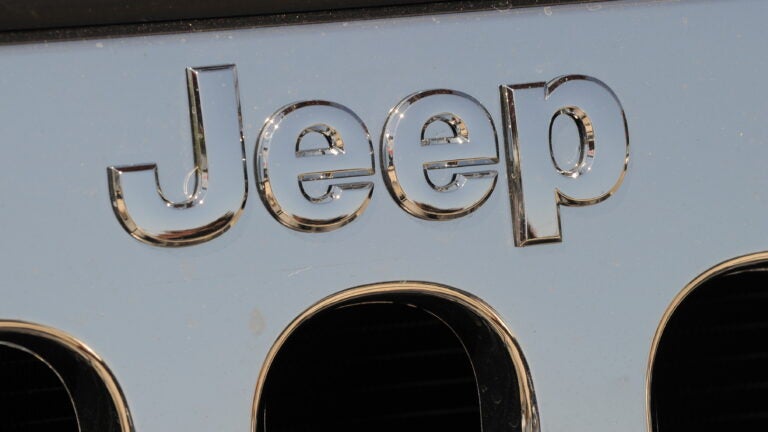 Car Doctor -- (FILES)View of a Jeep logo at a Chrysler dealer in Los Angeles on September 3, 2010.