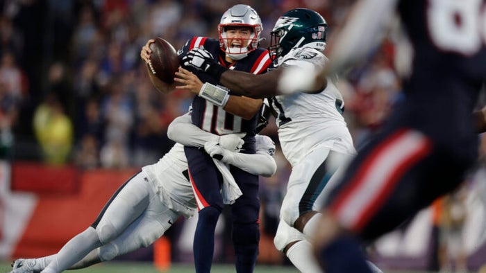 Quick observations from Patriots' Week 1 loss to Eagles