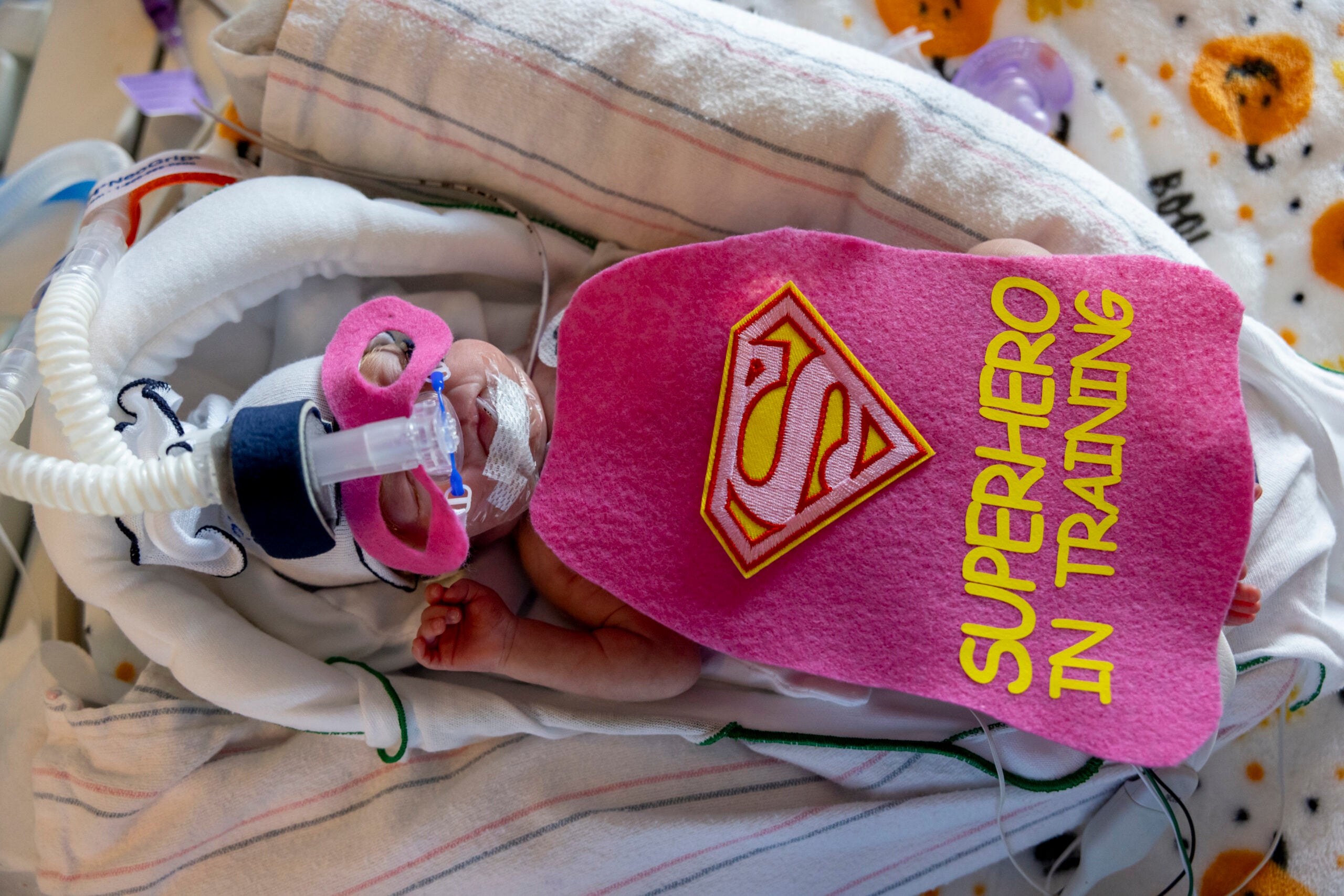 USA Today  These tiny babies in tiny costumes in NICU will melt your heart  — Schaumburg Photography