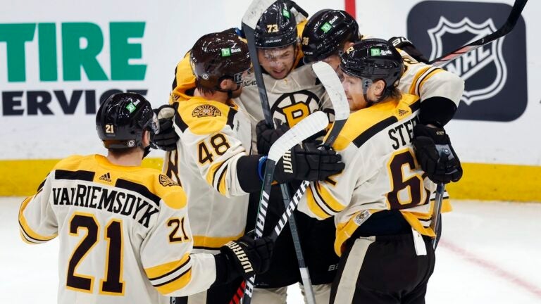 Bobby Orr Boston Bruins editorial photography. Image of offense