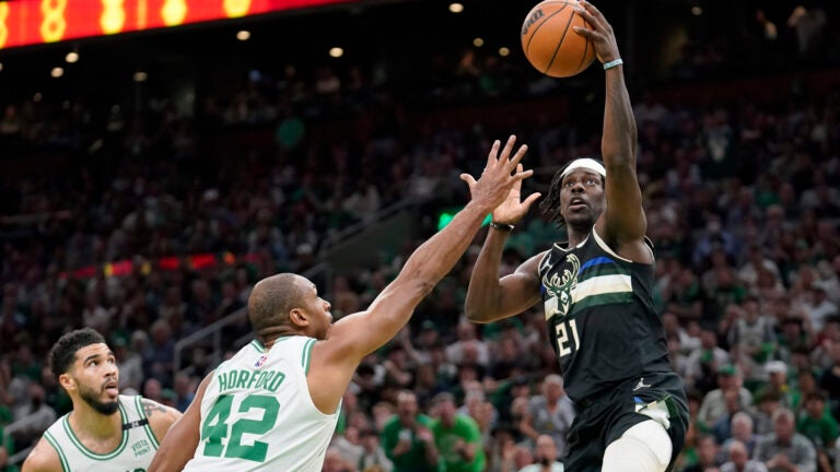 Boston Celtics get Jrue Holiday for Malcolm Brogdon, Robert Williams, picks