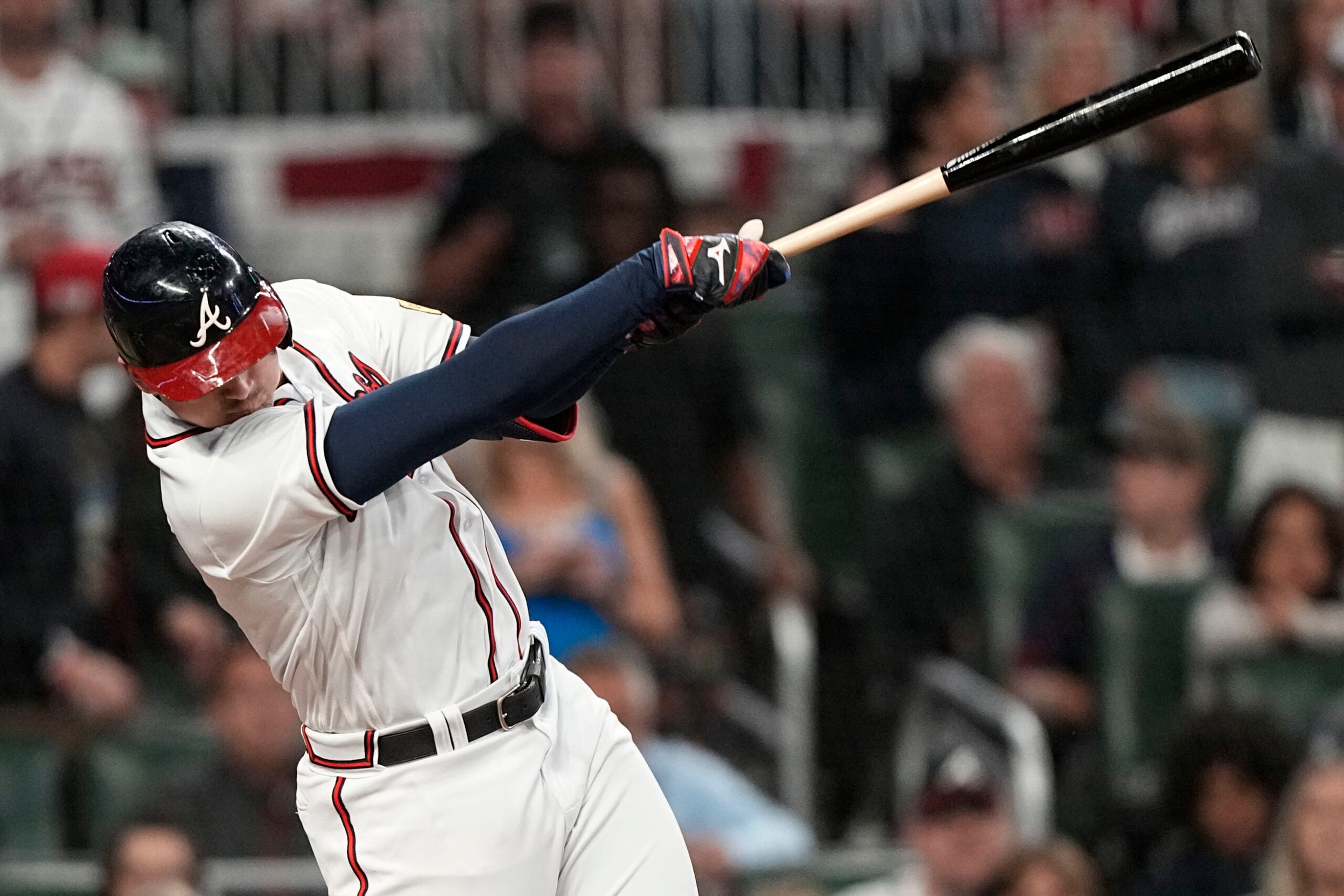 Olson's 2-run HR in 1st helps Braves overpower Red Sox 9-3
