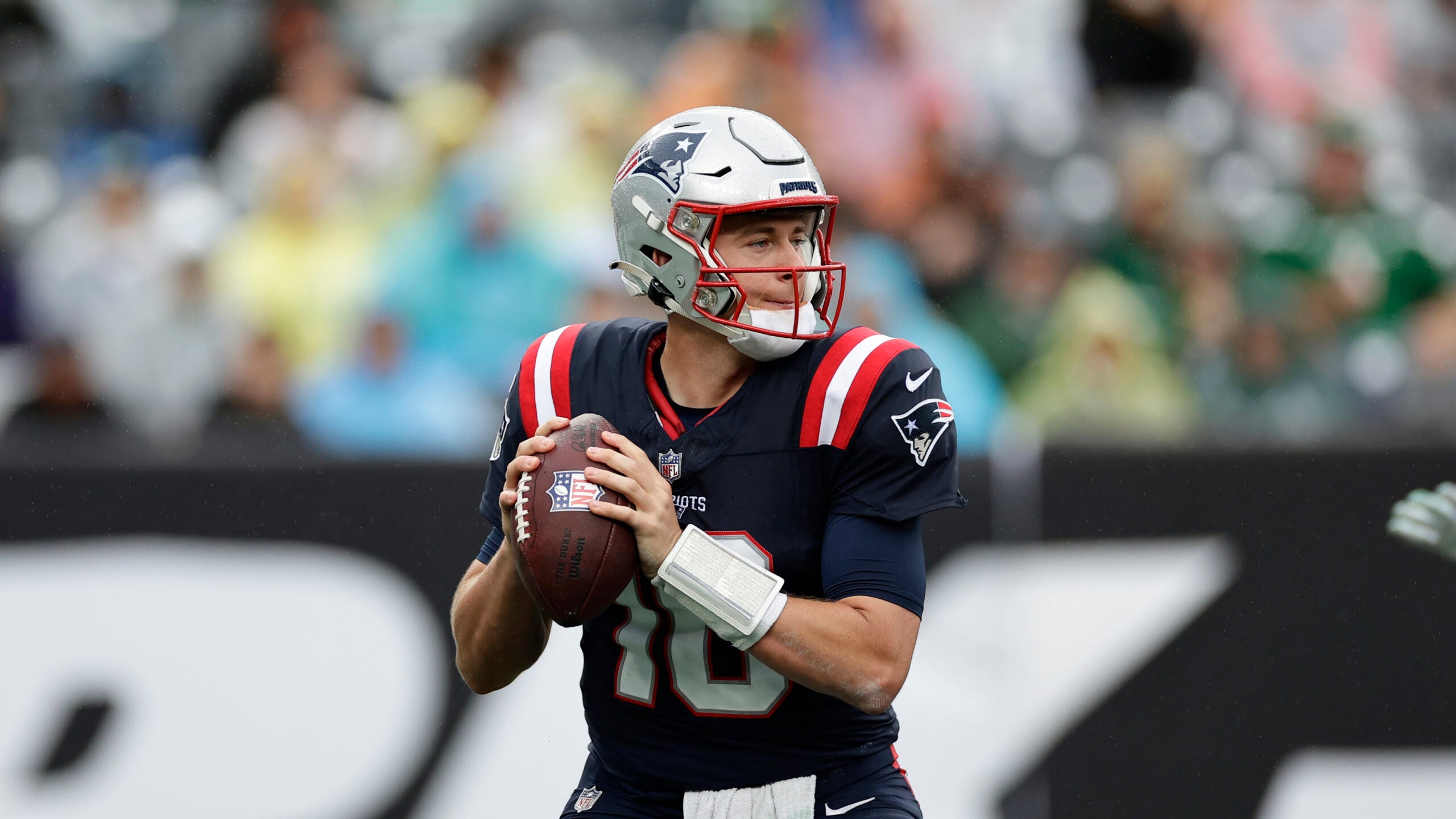 New England Patriots: Julian Edelman visions Mac Jones being starter