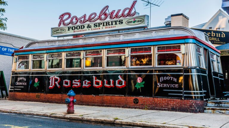 rosebud american kitchen and bar somerville ma 02144