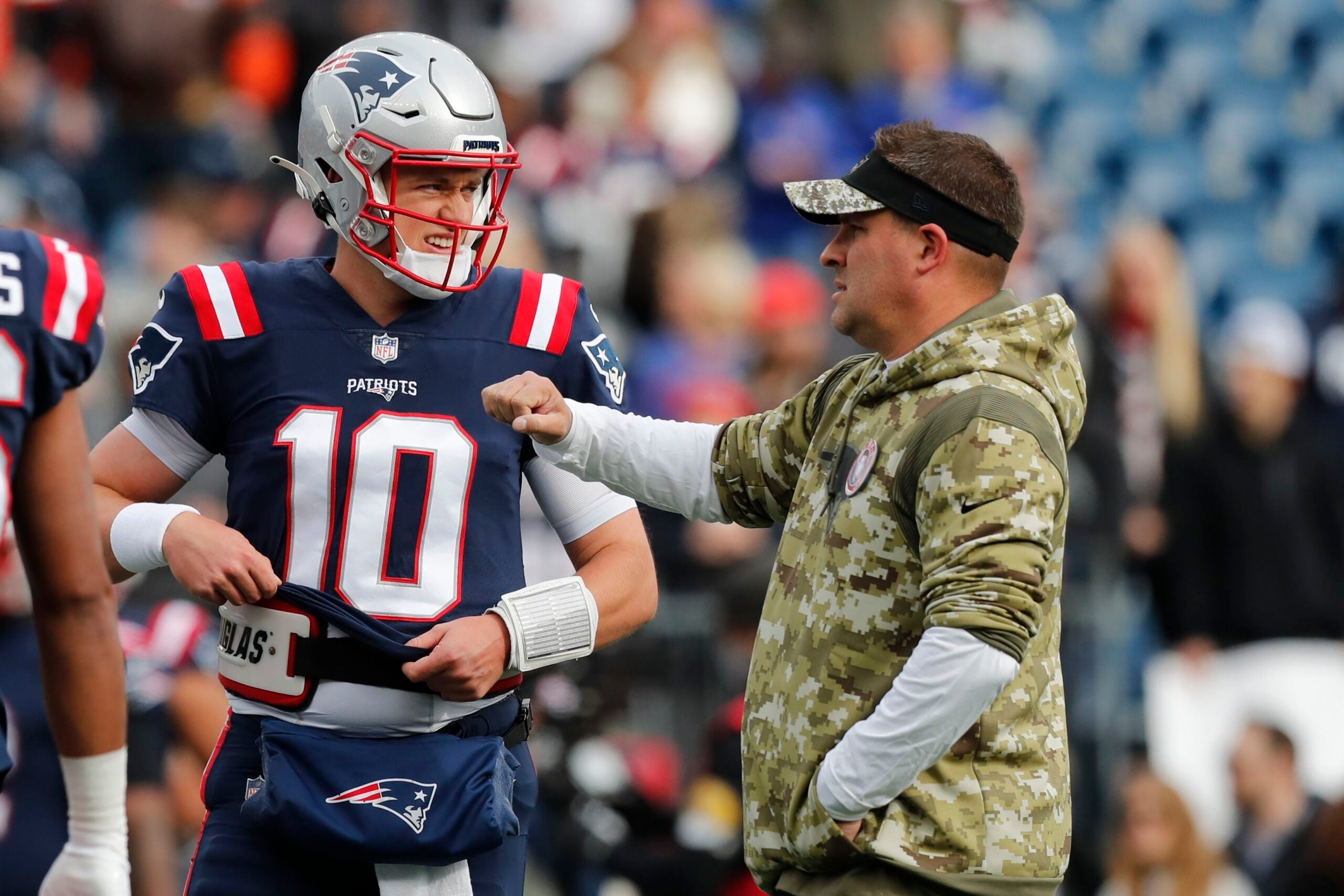 Belichick remains noncommittal on Mac Jones as Patriots starting QB